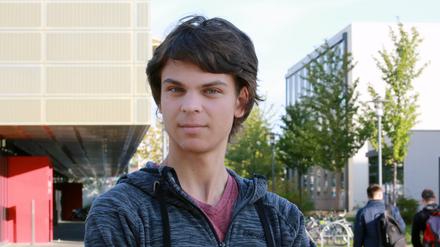 Menschen aufrütteln. Sebastian Grieme will einen umfassenden Klimaschutz durchsetzen, so lange das noch möglich ist. Seinen persönlichen CO2-Abruck hat er errechnet: 4,4, Tonnen pro Jahr. Im Durchschnitt kommen die Deutschen auf rund zehn Tonnen jährlich.