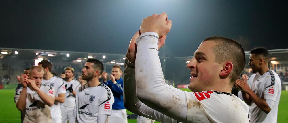 Matchwinner. Doppeltorschütze Bogdan Rangelov wurde besonders gefeiert.