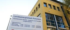 Die Stadt plant einen 24-Stunden-Bereitschaftsdienst für die Mitarbeiter im Bereich Kinderschutz.