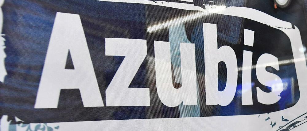 Am 23. November 2019 findet zwischen 10 und 14 Uhr die Ausbildungsmesse im Technik-Oberstufenzentrum an der Jägerallee 23 statt.