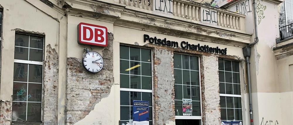 Der Bahnhof Charlottenhof in Potsdam.