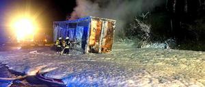 Seit dem frühen Montagabend war die Autobahn 9 in Richtung Leipzig bei Niemegk (Potsdam-Mittelmark) komplett gesperrt.