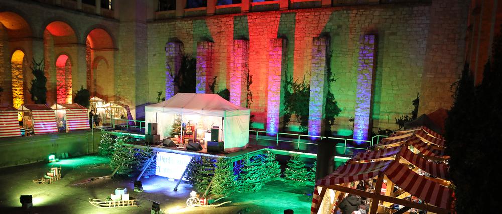 Der Weihnachtsmarkt Belvedere auf dem Pfingstberg.