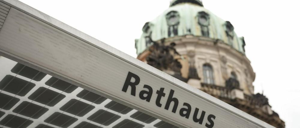 Sitz der Stadtverwaltung: Das Stadthaus an der Friedrich-Ebert-Straße in Potsdam.