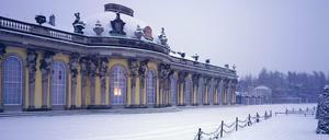 Eine weiße Schneeschicht im Schlosspark Sanssouci ist ein seltener Anblick.