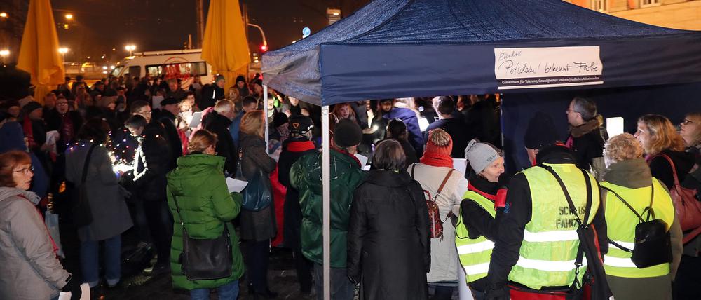 Auch im vergangenen Jahr gab es eine Protestaktion gegen das AfD-Singen.