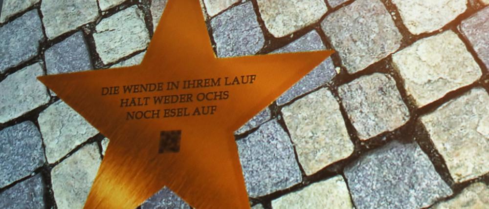 Ein Entwurf für das Demokratiedenkmal am Luisenplatz - insgesamt hatten neun Künstler Vorschläge gemacht.