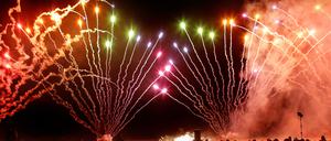 An jedem der drei Abende soll ein großes Feuerwerk den Himmel erleuchten.