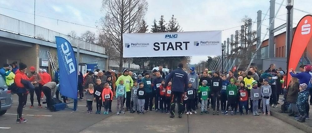 Viele Kinder waren beim 1,5 Kilometer-Vorlauf am Start.