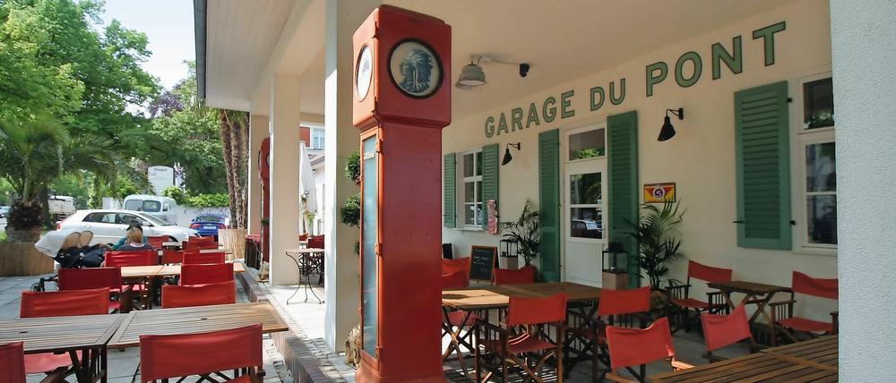 Das Restaurant "Garage du Pont" ist weit über die Landesgrenzen hinweg bekannt.