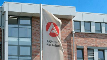 Die Zahl der Arbeitslosen ist im Dezember leicht gestiegen.