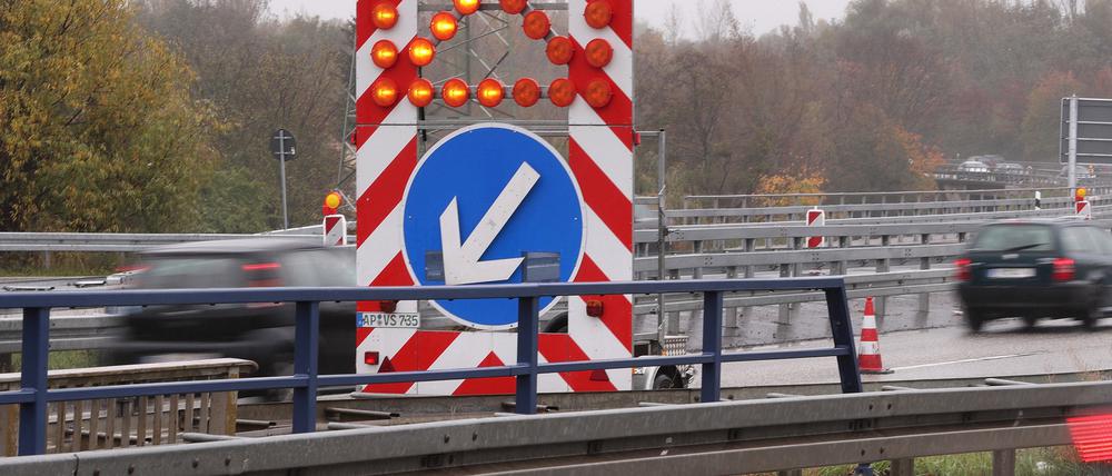 Auf der Nutheschnellstraße brauchen Autofahrer oft gute Nerven.