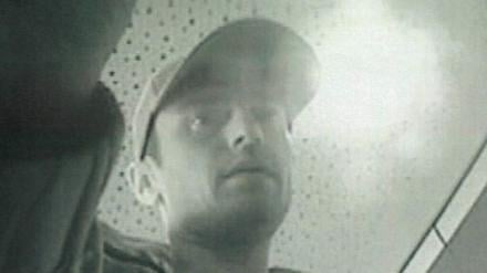 Wer kann Hinweise zu der Identität, dem Aufenthaltsort oder andere sachdienliche Hinweise geben, die der Kriminalpolizei helfen, den Fall aufzuklären?