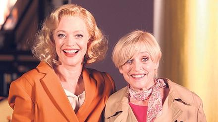 Singen Musical. Heike Makatsch und Katharina Thalbach (v.l.) in „Ich war noch niemals in New York“.