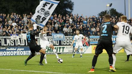 Das Hinspiel zwischen dem SVB und Wacker im September endete 2:2 