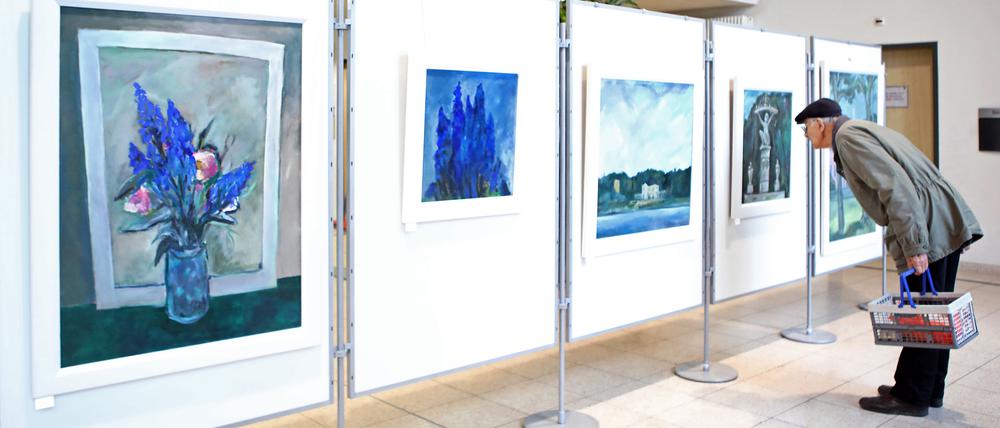 Die Ausstellung ist im Rathaus, Adolf-Grimme-Ring 10, an Werktagen von 8 bis 18 Uhr und dienstags bis 20 Uhr zu sehen.
