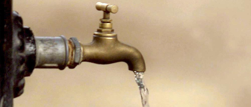 Ab dem 1. April 2020 ist es in der Zeit von 5 bis 22 Uhr verboten, Trinkwasser aus der öffentlichen Trinkwasserversorgungsanlage des WAZV zu entnehmen.