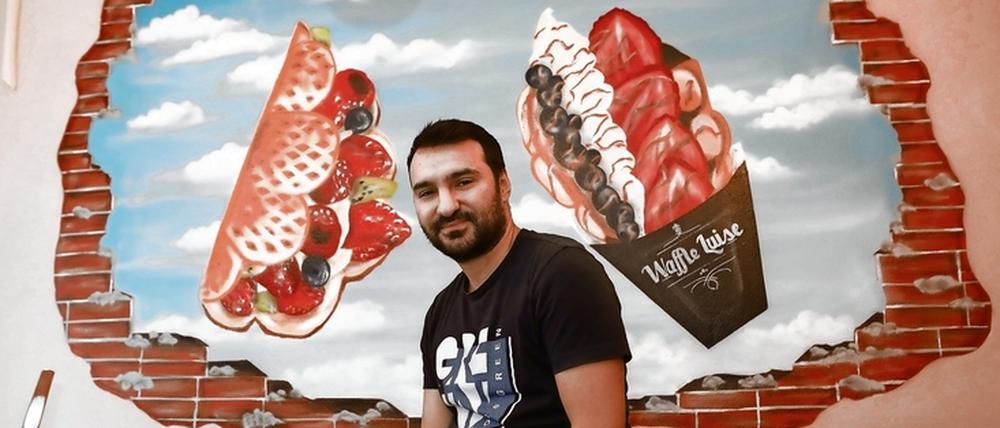 Ab Februar gibt es im Laden von Serkan Sakin verschiedene Waffelkreationen.