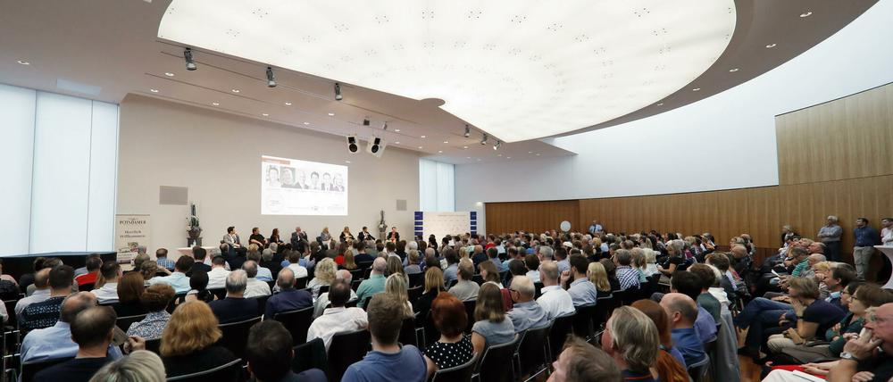 Im Saal der IHK sollen die Stadtverordneten künftig tagen.