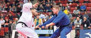 Angespannte Rivalität: Der Potsdamer Philipp Galandi (r.) und Karl-Richard Frey aus Leverkusen kämpfen um den Status als deutsche Nummer eins.