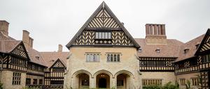 Der Ehrenhof des Schlosses Cecilienhof. Heute befasst sich der Kulturausschuss mit dem Hohenzollern-Konflikt.