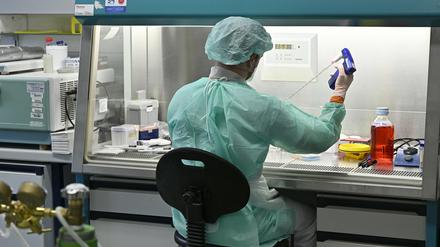 Laboruntersuchungen zur Abklärung des Coronavirus vorgenommen. 