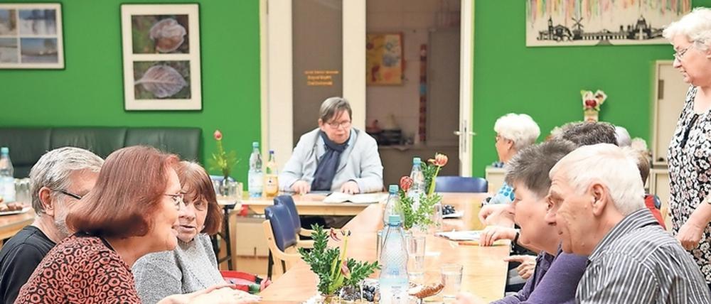Zu der Veranstaltung im Friedrich-Reinsch-Haus kamen am Donnerstagabend vor allem ältere Bewohner des Stadtteils.