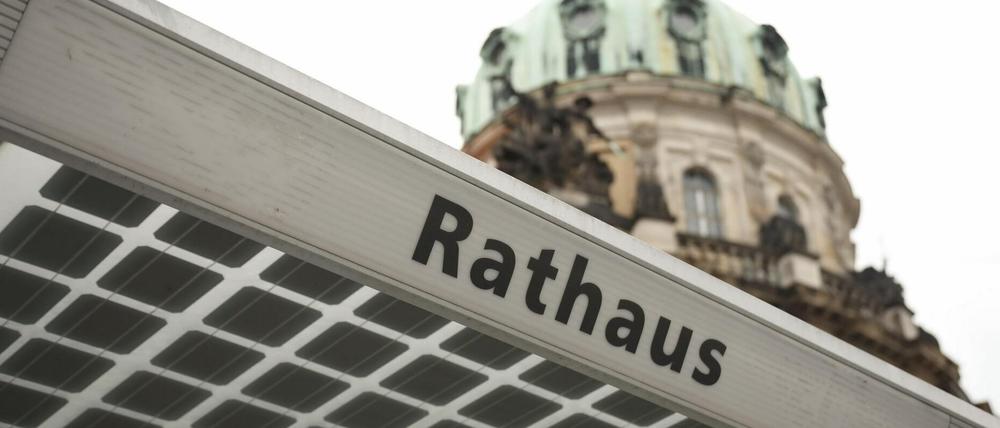 Von den am Mittwochabend in Fahrland auf einem Anhänger gefundenen Schlachtabfällen ging keine Gefahr aus, teilte das Rathaus am Freitag mit. 