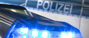 Der Autofahrer erlitt schwere Verletzungen.