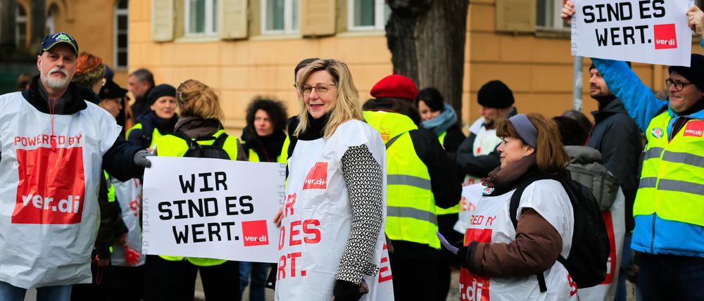 Zum dritten Mal in kurzer Folge sind Anfang Februar Mitarbeiter der Schlösserstiftungs-Tochter Fridericus in einen Warnstreik getreten.
