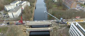 Die Ersatzbrücke über den Teltowkanal.
