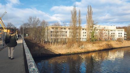 Die Lage des ehemaligen Pentahotels an der Rammrathbrücke möchte Ginn-Hotels ausnutzen. So soll der Bootssteg wieder in Betrieb gehen und der Außenbereich mit großer Terrasse, Garten und Spielplatz sowie im Sommer mit einer Beach Bar neu gestaltet werden. 