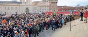 Potsdamer Jugendliche bei einer Demo von Fridays for Future.