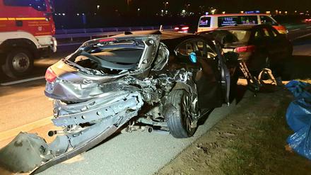 Fünf Fahrzeuge waren an dem Unfall auf der A113 beteiligt.