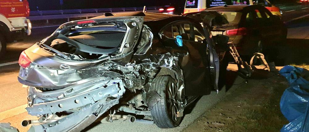 Fünf Fahrzeuge waren an dem Unfall auf der A113 beteiligt.