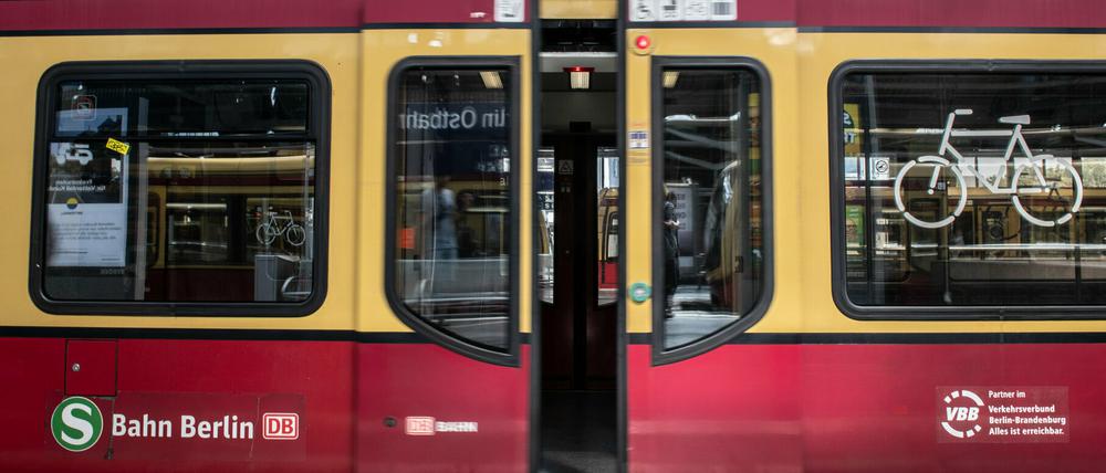 Der Berliner S-Bahn macht eine technische Störung zu schaffen.