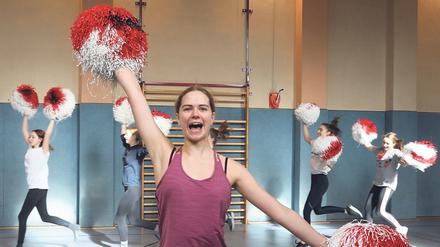 Schüler des Helmholtz-Gymnasiums proben derzeit für ihr neuestes Musical „Natürlich blond“.