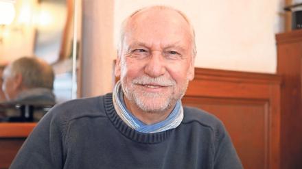 Ruhelos: Ulrich Hutten alias Bernt Armbruster möchte schreiben, bis es nicht mehr geht.