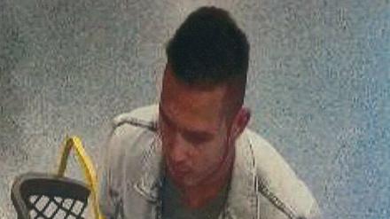 Bei der Suche nach dem Täter hofft die Polizei auf Hilfe aus der Bevölkerung.