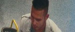 Bei der Suche nach dem Täter hofft die Polizei auf Hilfe aus der Bevölkerung.