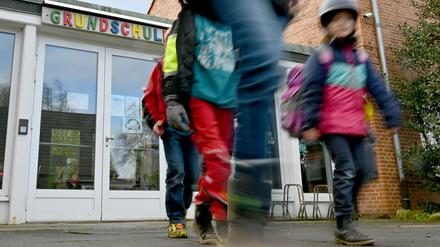Die Schulen und Kitas in Brandenburg bleiben ab Mittwoch geschlossen. 