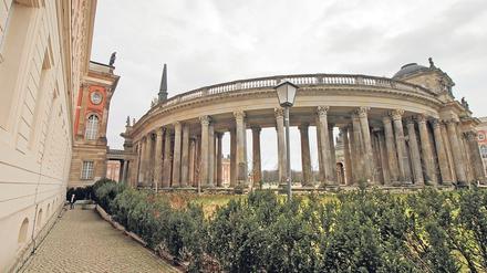 Auch der Campus Neues Palais der Universität Potsdam ist wie leergefegt.