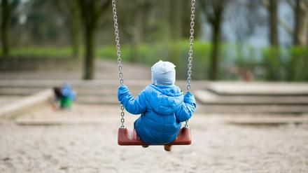 Für die Kinderbetreuung wegen der geschlossenen Kitas und Schulen können Landesbedienstete freigestellt werden.
