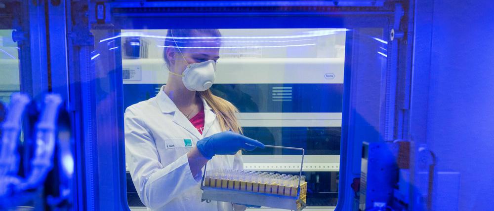 Symbolbild: Im Labor.