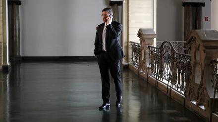 Es gibt Kritik an der Informationspolitik des Potsdamer Oberbürgermeisters Mike Schubert (SPD).