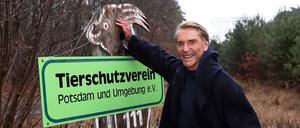 Modedesigner Wolfgang Joop  ist Schirmherr des Potsdamer Tierschutzvereins. 