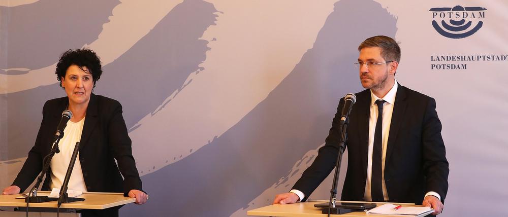 Pressekonferenz zur aktuelle Corona-Lage  am 1. April mit Gesundheitsdezernentin Brigitte Meier und OB Mike Schubert.
