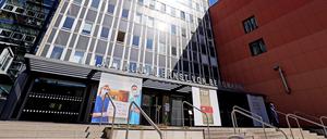 Gegen das Ernst von Bergmann Klinikum wird ermittelt. 