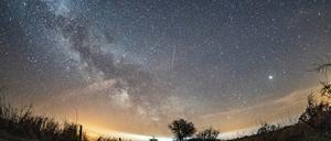 Noch diese Woche können pro Abend Hunderte Meteoriten über Potsdam beobachtet werden. Der Höhepunkt wird am frühen Mittwochmorgen erwartet. 