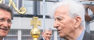 Alt-Bundespräsident Richard von Weizsäcker engagierte sich schon vor dem Mauerfall vor allem für die Kirchen in Potsdam. 2014 besuchte er den Ort der Garnisonkirche in der Innenstadt. 